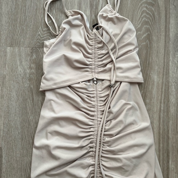Forever 21 Backless Ruched Beige Dress - Picture 2 of 5
